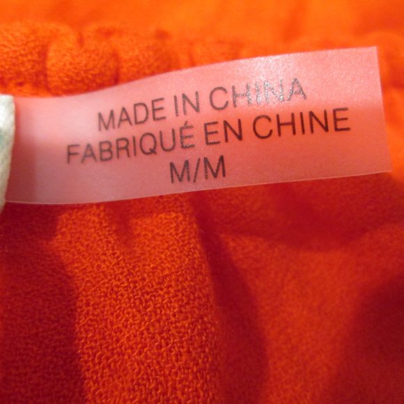 Alice + Olivia Off the Shoulder Ruffle Cropped - Picture 7 of 7